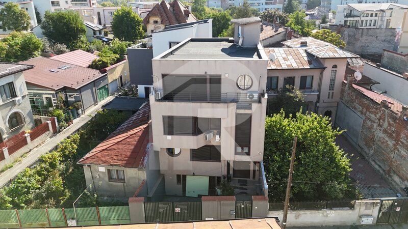 13 Septembrie Vila situata in inima Bucurestiului - langa JW Marriott, Casa Poporului si Cated